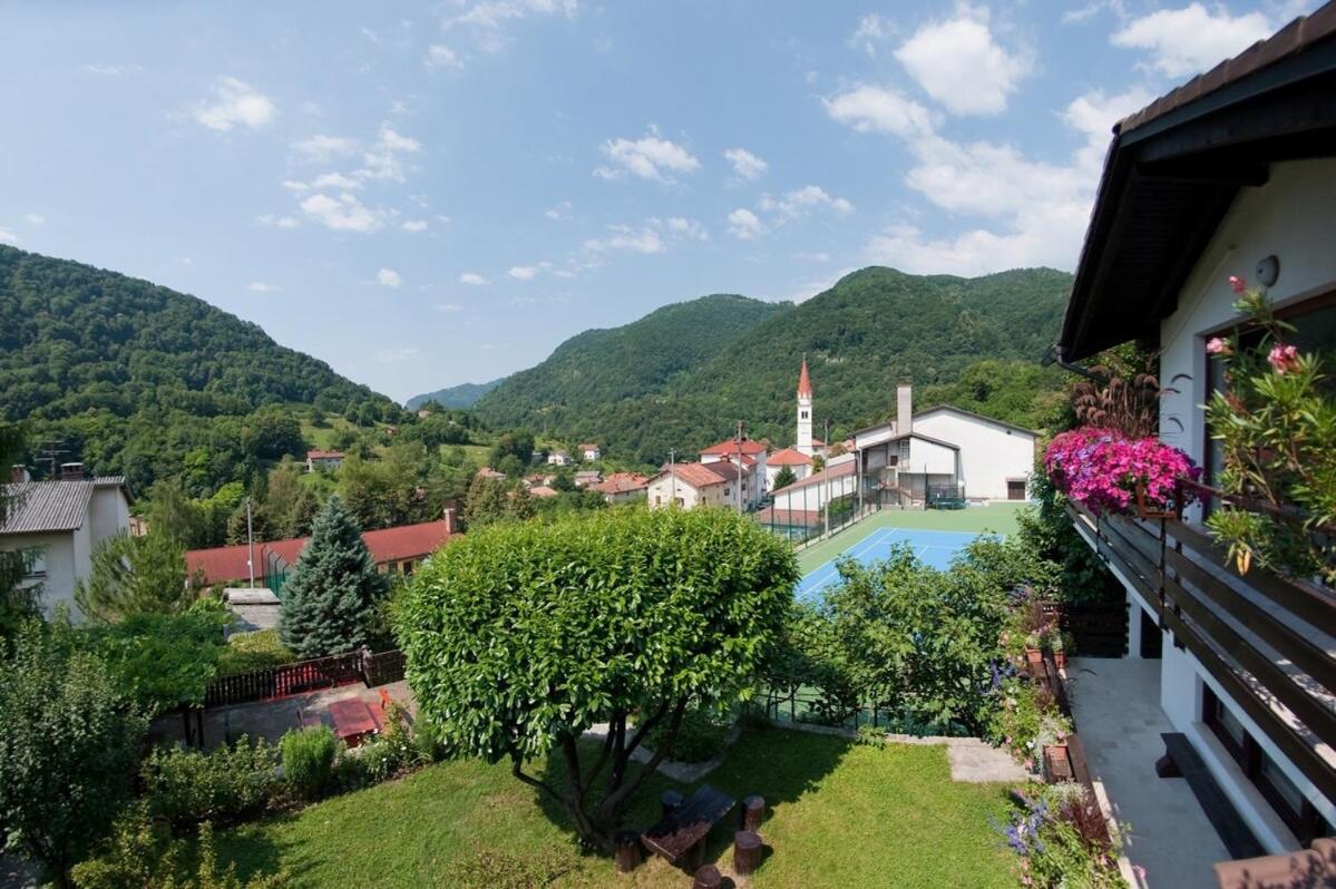 Apartamento Hisa Taljat Most na Soči Exterior foto
