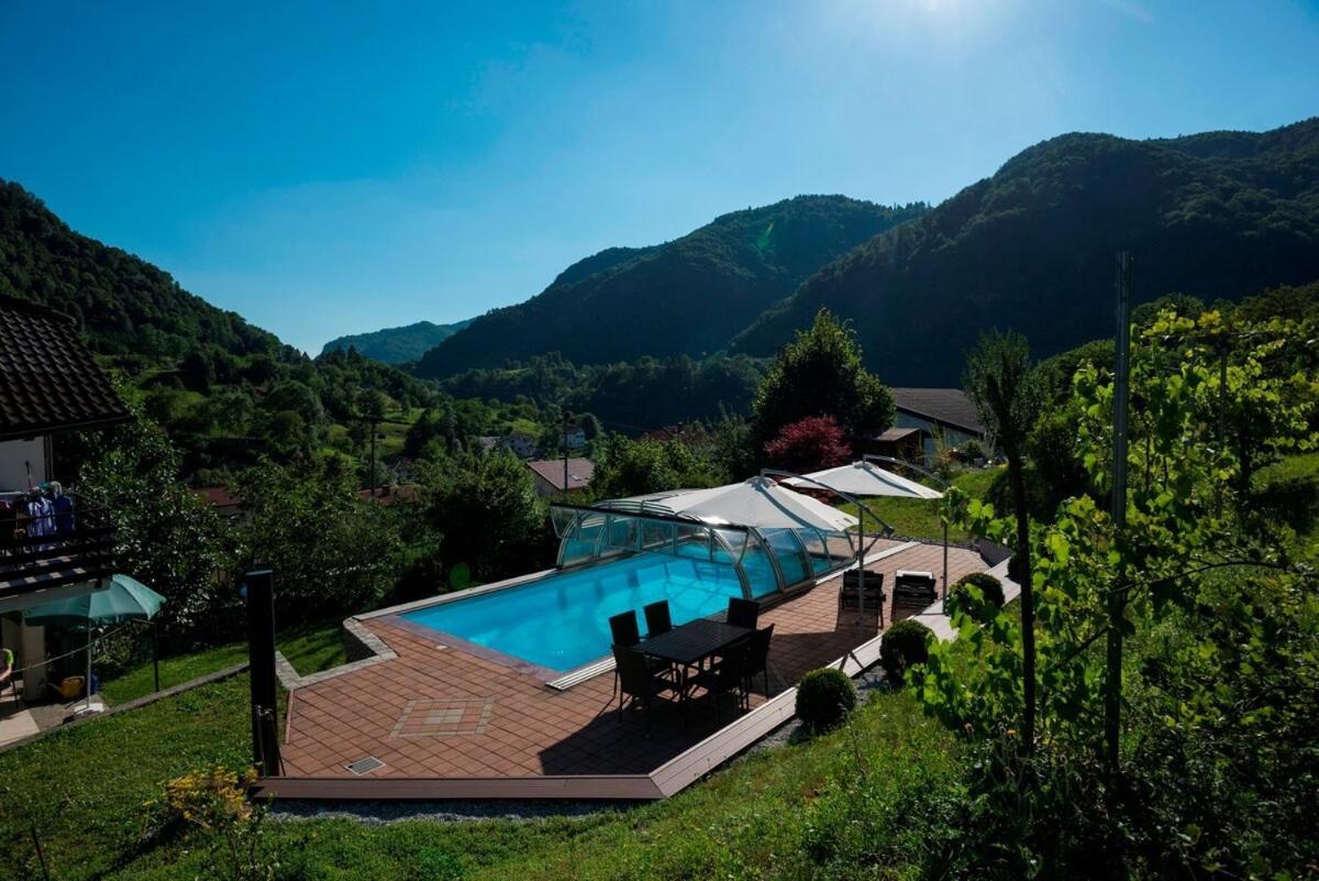 Apartamento Hisa Taljat Most na Soči Exterior foto