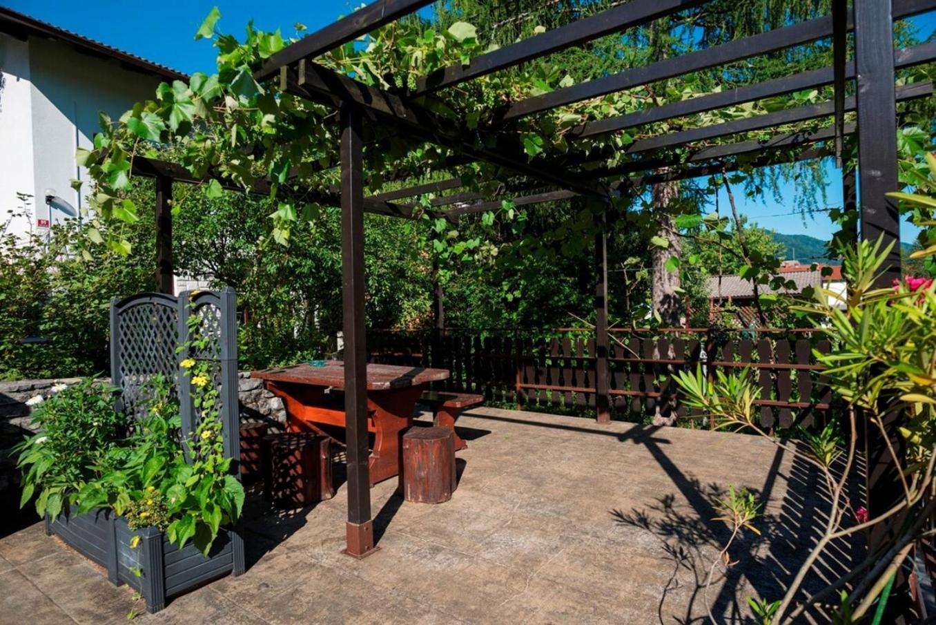 Apartamento Hisa Taljat Most na Soči Exterior foto